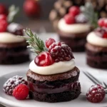 festlichen Törtchen mit Brownie: Das perfekte Weihnachtsdessert First Image First Image