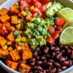 Süßkartoffel Burrito Bowl – gesund, sättigend und voller Geschmack First Image First Image