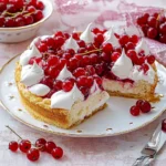 Johannisbeerkuchen mit Baiser vom Blech First Image First Image