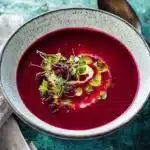 Rote-Bete-Aroniabeeren-Suppe First Image First Image