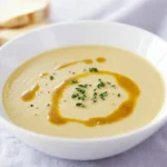 Pastinakensuppe mit Curryöl First Image First Image
