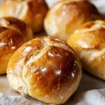Brötchen selber backen – wie vom Bäcker First Image First Image