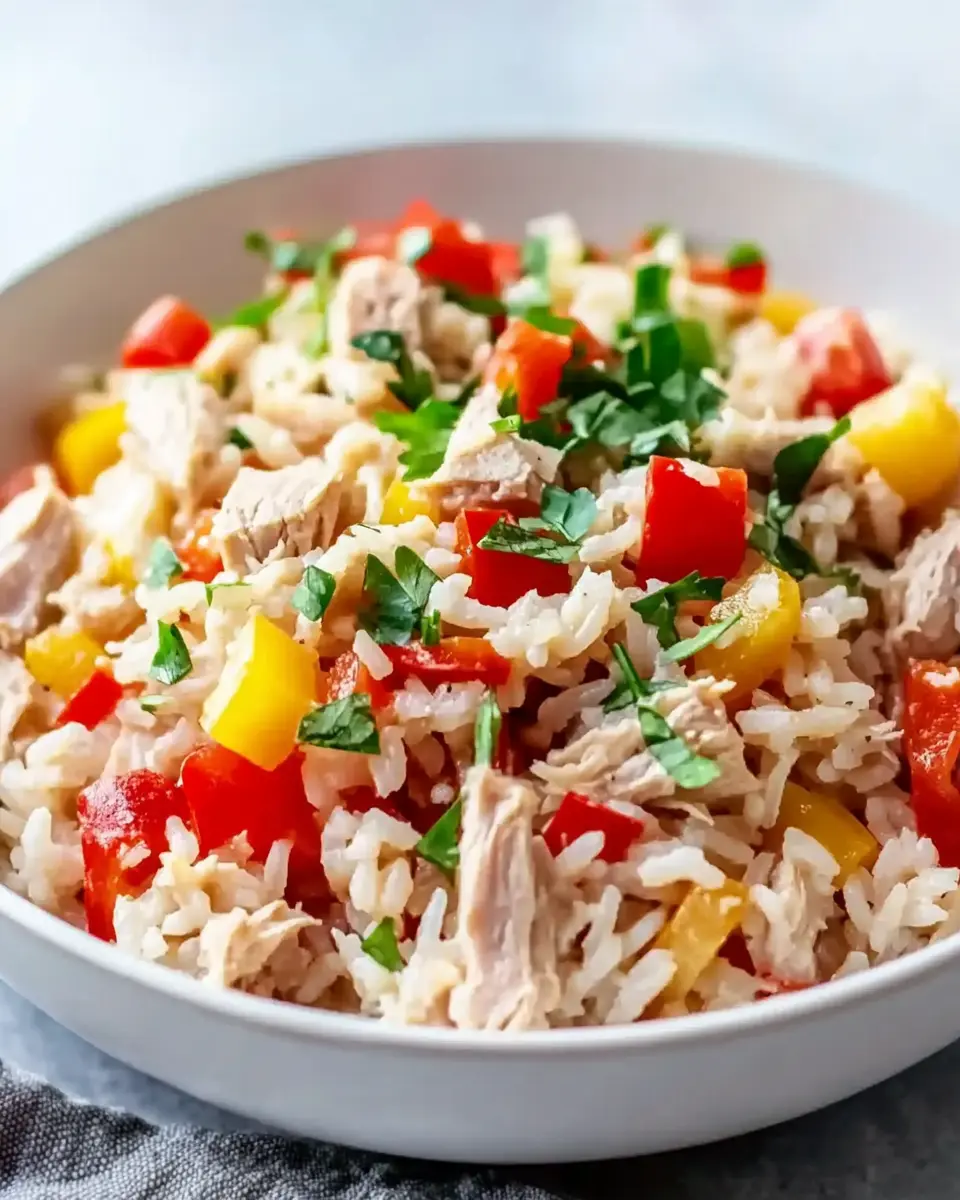 Schneller Reissalat mit Thunfisch und Paprika – 15 Minuten! First Image First Image